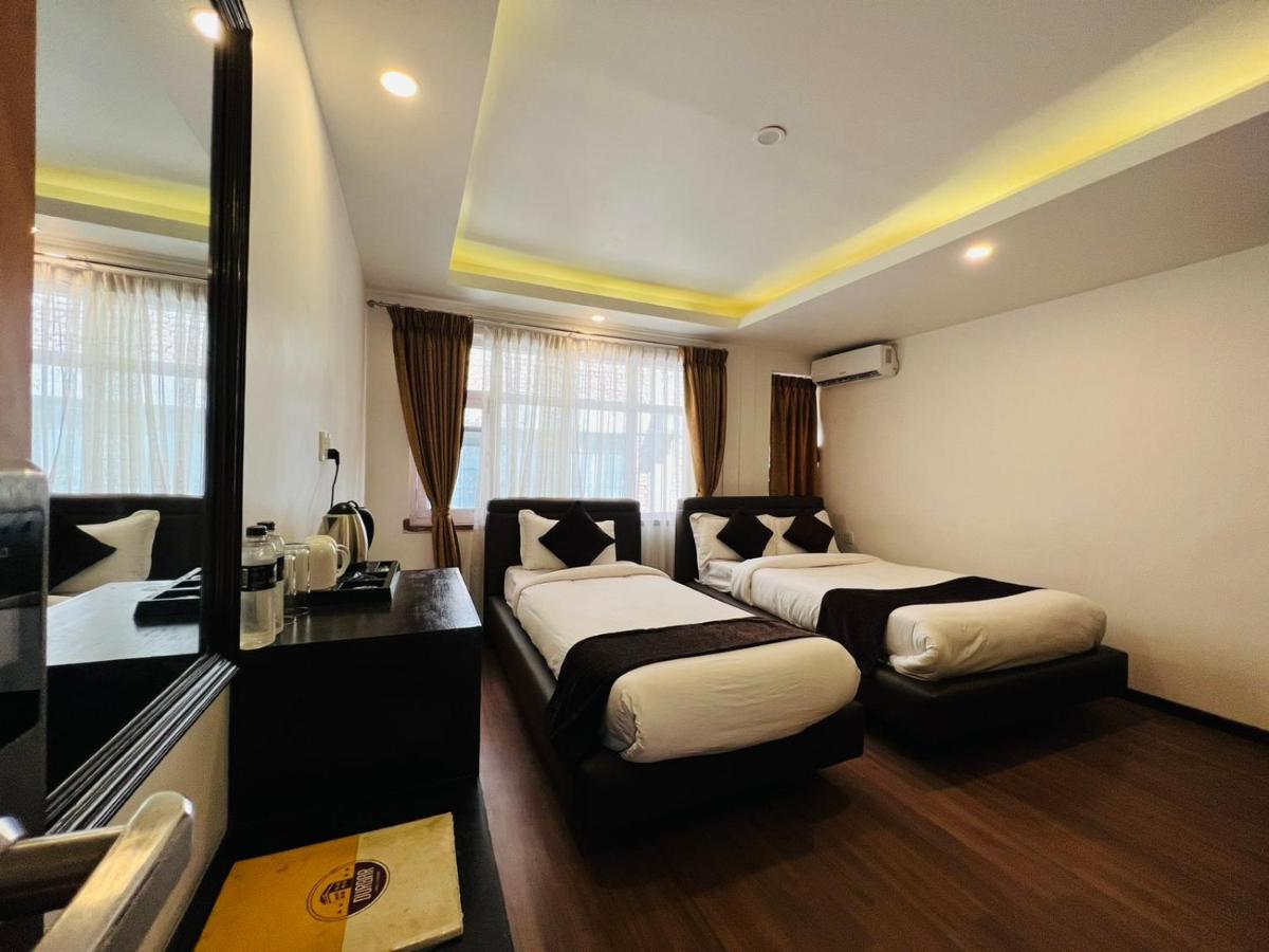 Durbar Hotel & Residence Катманду Экстерьер фото